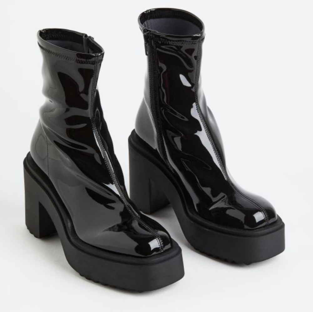 Black Patent Platform Ankle Boots - Women's Fashion Boots